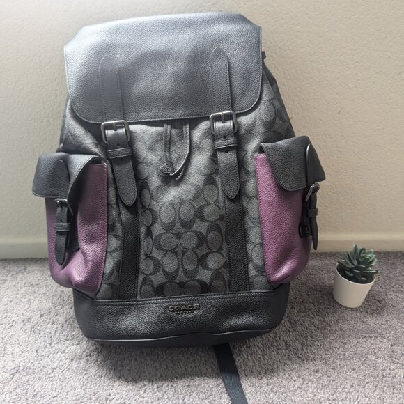 Hudson Backpack In Colorblock Signature Canvas - Picture 2 of 9